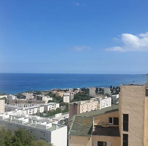 Apartment 3 Vue